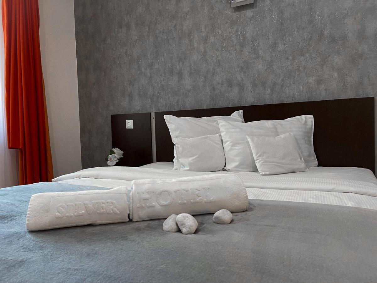 Silver Hotel Oradea Ngoại thất bức ảnh