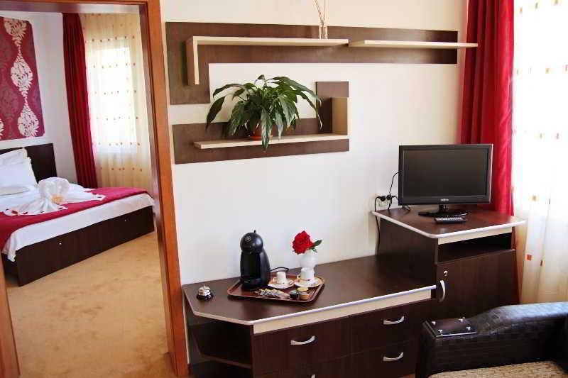 Silver Hotel Oradea Ngoại thất bức ảnh