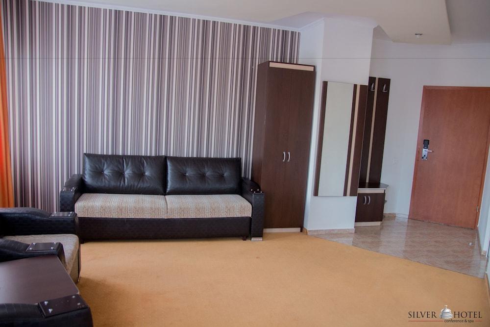Silver Hotel Oradea Ngoại thất bức ảnh