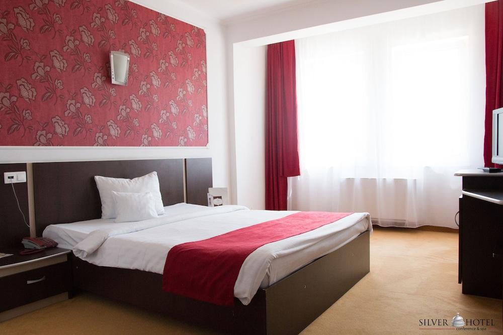 Silver Hotel Oradea Ngoại thất bức ảnh