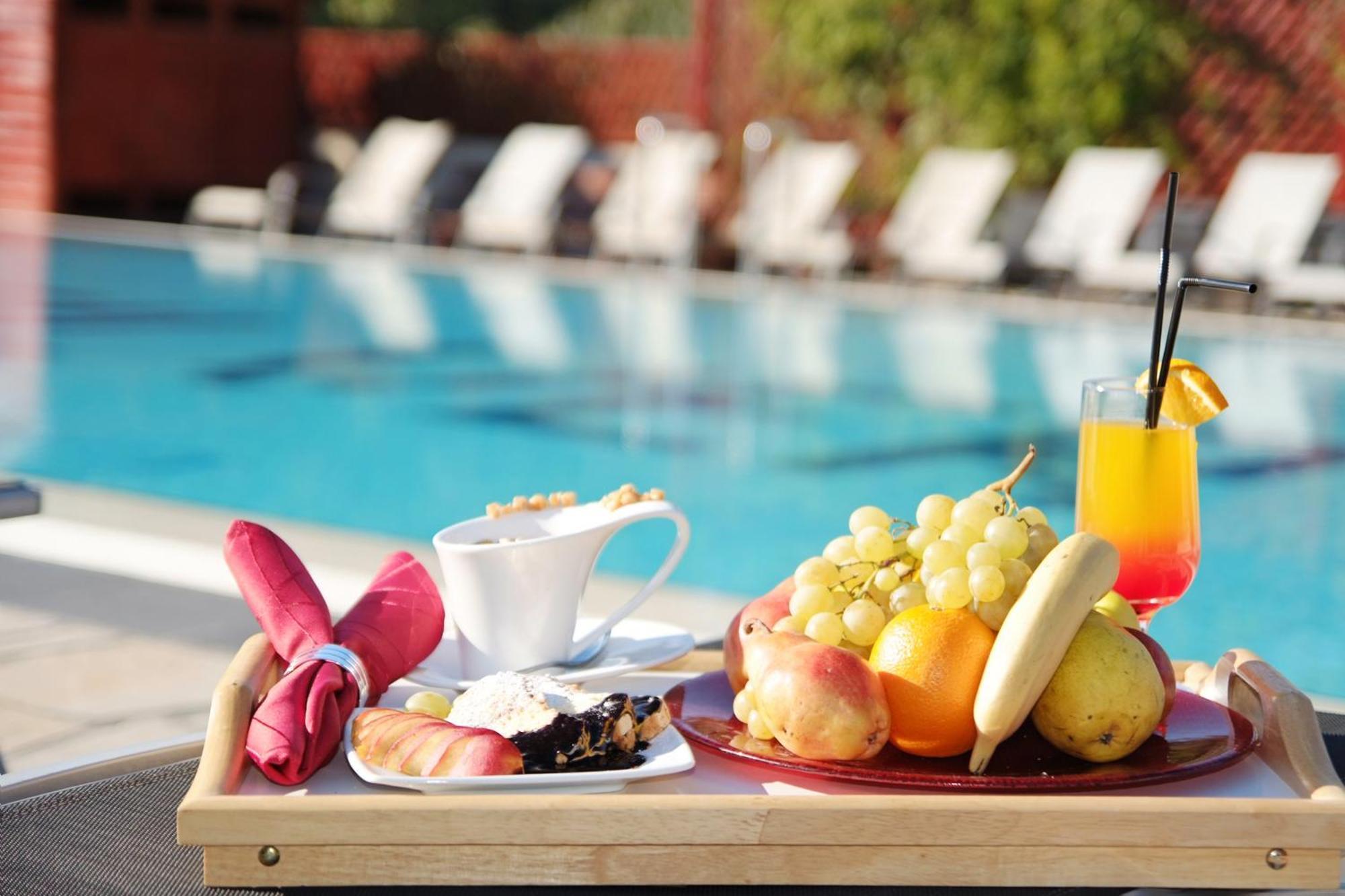 Silver Hotel Oradea Ngoại thất bức ảnh